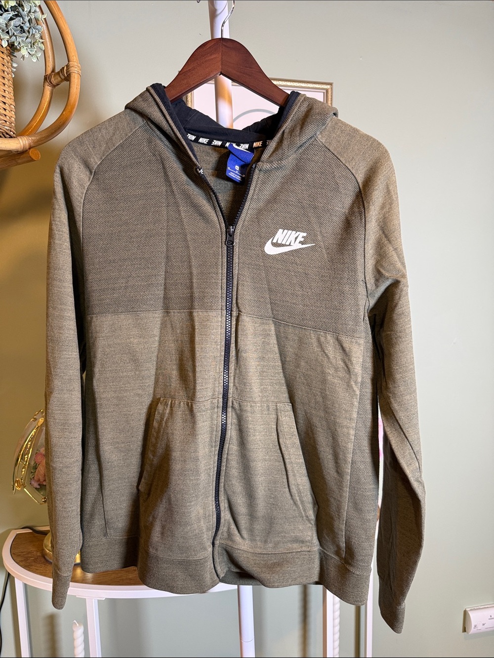 Nike Olive Green Lightweight Full-Zip Hoodie Jacket